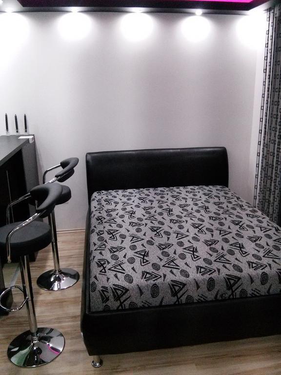 Feszek Apartman Debrecen Rum bild
